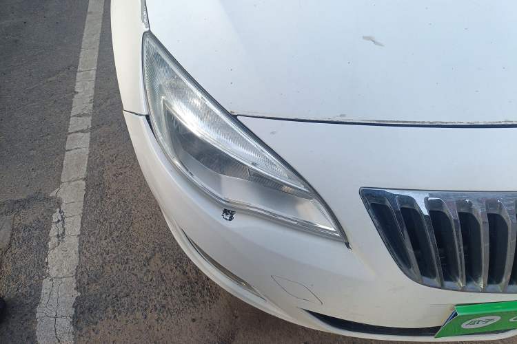 Used Buick GT 2012 XT 1.6L Automatic Fashion Edition Right Front Headlight