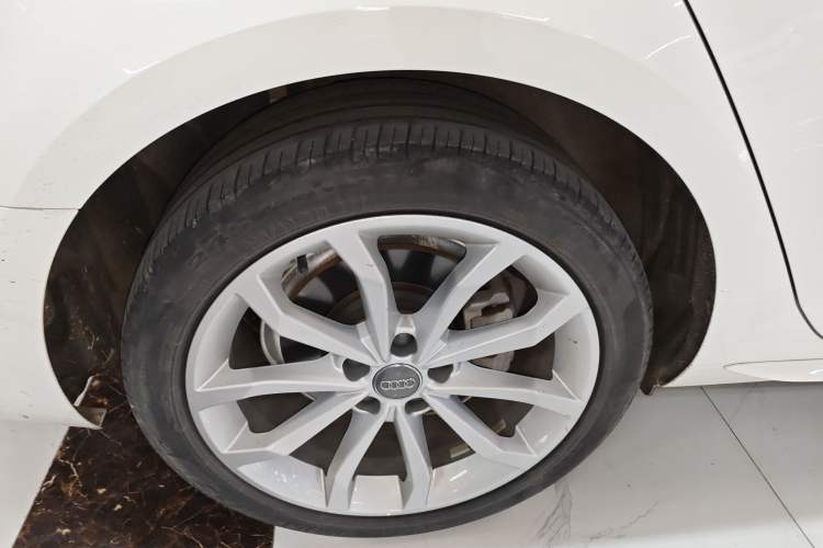 Used Audi A4L 2018 30th Anniversary Edition 40 TFSI Fashion Model