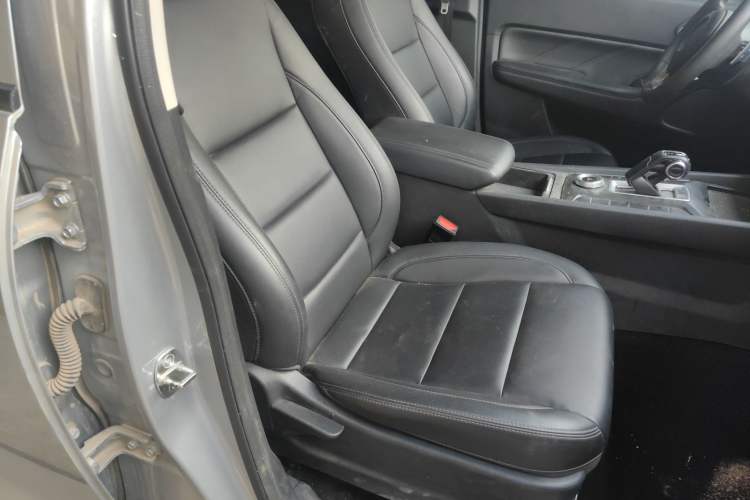 Used Great Wall Poer 2023 2.0T Commercial Version Automatic Diesel 4x4 Elite Long-Box GW4D20M
