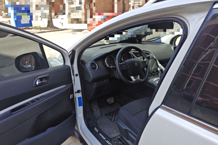 Used Peugeot 3008 2016 1.6THP Automatic Classic Edition Driver Seat