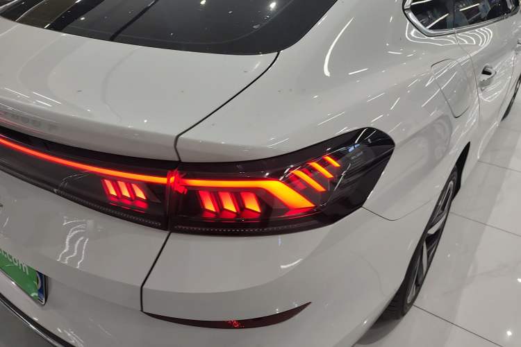 Used Volkswagen Lamando 2024 Lavida L 280TSI DSG Cool & Spicy Edition