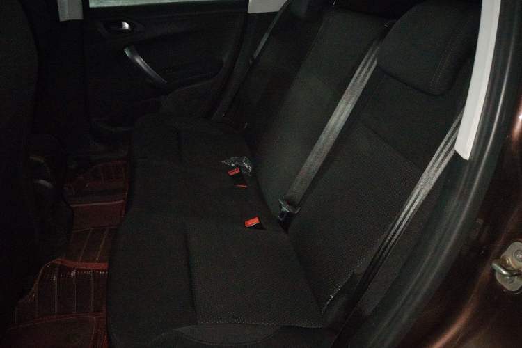 Used Peugeot 2008 2014 1.6L Automatic Fashion Edition
