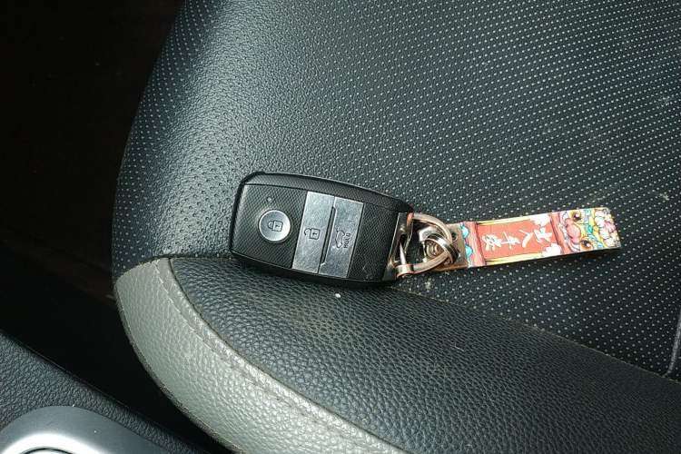 Used Kia kx1 Stonic 2019 1.4L Automatic Fun Edition China VI Interior 1