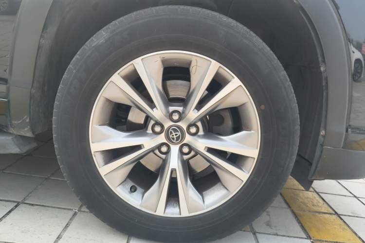 Used Toyota Highlander 2017 2.0T Two-Wheel Drive Elite Edition 5 Seats
