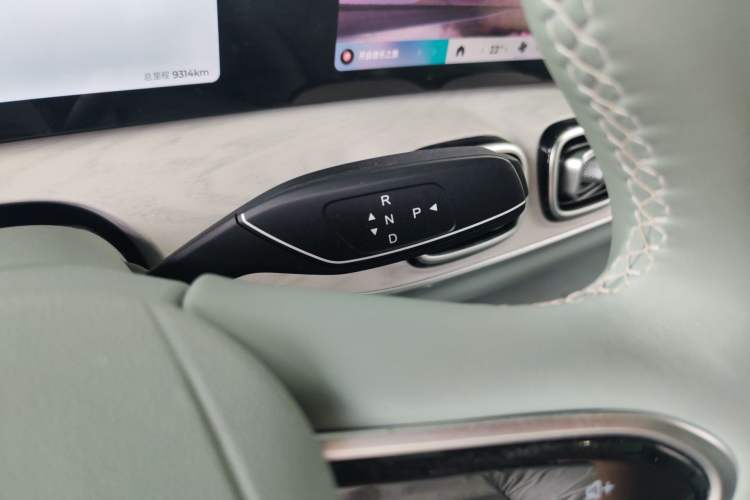 Used Chery Fengyun T10 2024 210 Luxury Edition Gear Lever