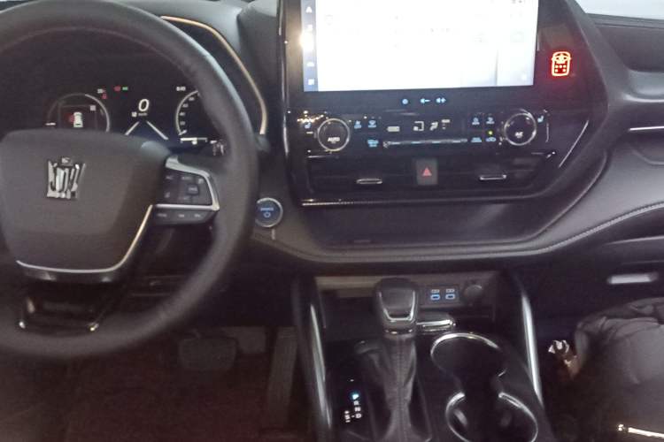 Used Toyota Crown Kluger 2021 2.5L HEV Four-Wheel Drive Premium Edition Audio And AC Panel