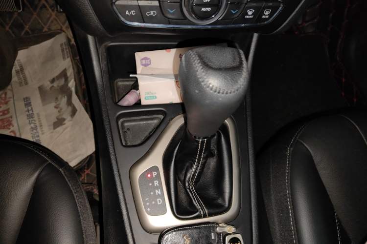 Used Jeep Cherokee 2017 2.0L Superior Edition
