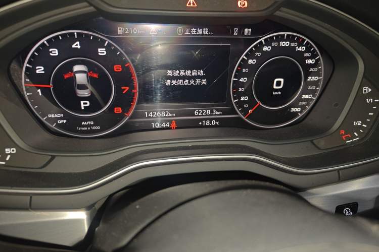 Used Audi A4L 2019 40 TFSI Fashion Version China V Odometer Close Up