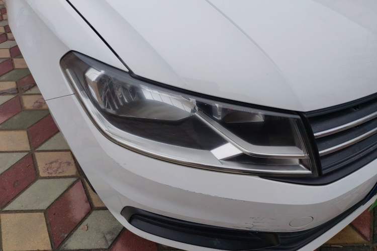 Used Volkswagen Santana 2021 1.5L Manual Fashion Edition Right Front Headlight