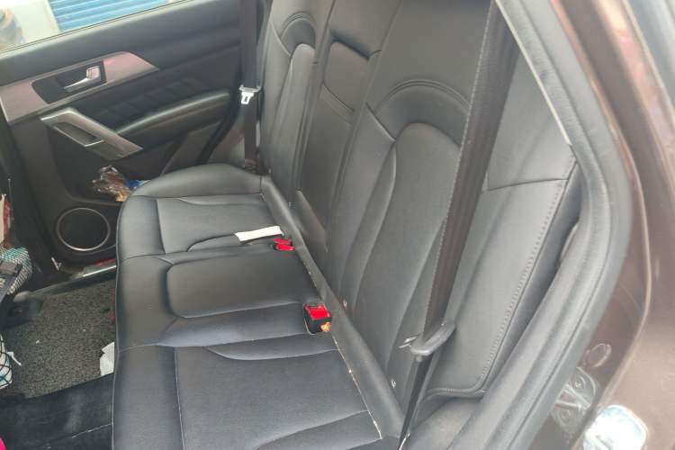 Used Haval H2 2016 Red-Label 1.5T Automatic Two-Wheel Drive Luxury Model Left Rear Seat