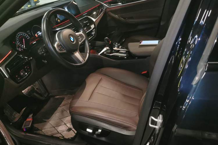 Used BMW 5 Series 2018 525Li M Sport Package
