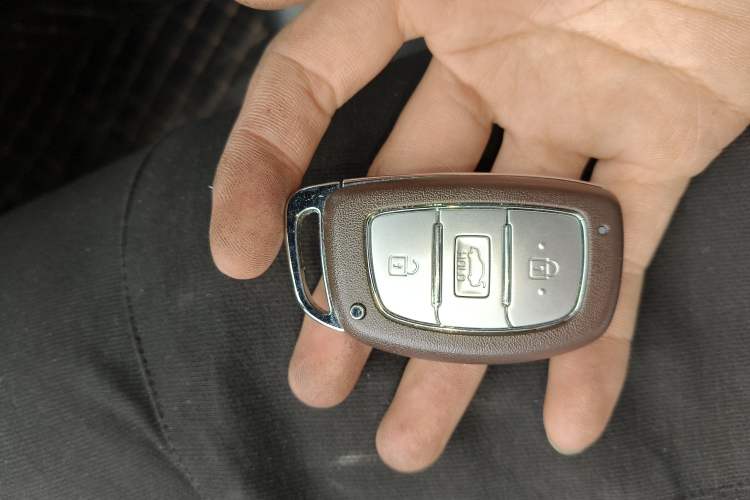 Used Hyundai Elantra (6th Generation / Lingdong) 2019 1.4T Dual-Clutch Xuan Dong · Dynamic Model Vehicle Key