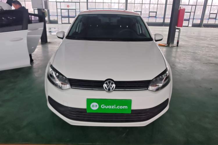 Used Volkswagen Polo 2016 1.4L Manual Fashion Model
