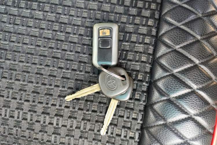 Used Toyota Highlander 2009 2.7L 2WD 5-Seater Elite Edition
