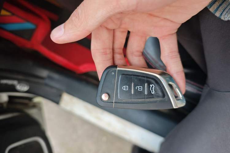 Used Brilliance V3 2020 1.6L Manual Comfort Starry Edition
