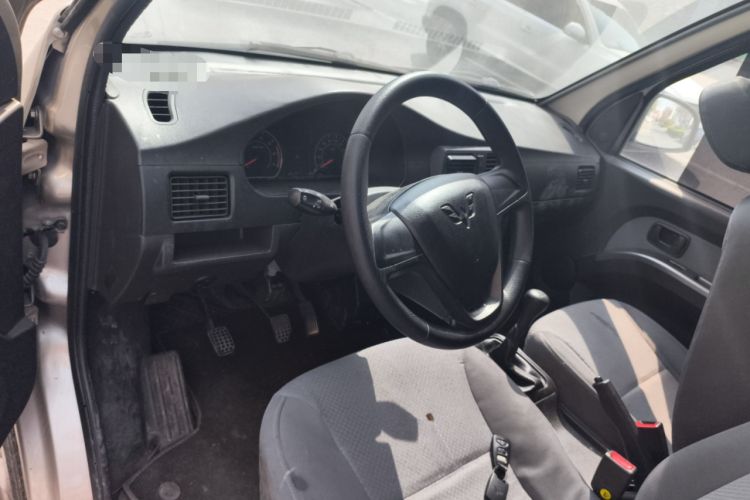 Used Wuling Rongguang 2019 1.5L Extended-Body Van Base Model with 2 Seats