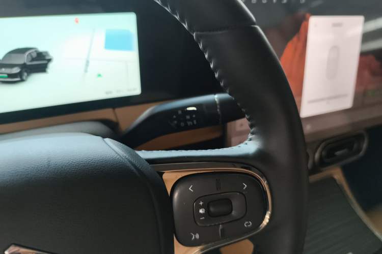 Used Leapmotor C11 2024 All-Electric 580 Luxury Edition Gear Lever