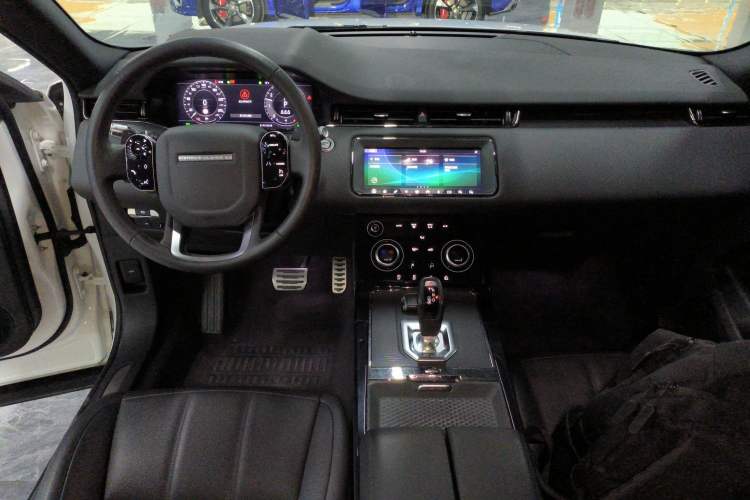 Used Land Rover Range Rover Evoque 2020 249 PS R-DYNAMIC SE Sport Technology Edition