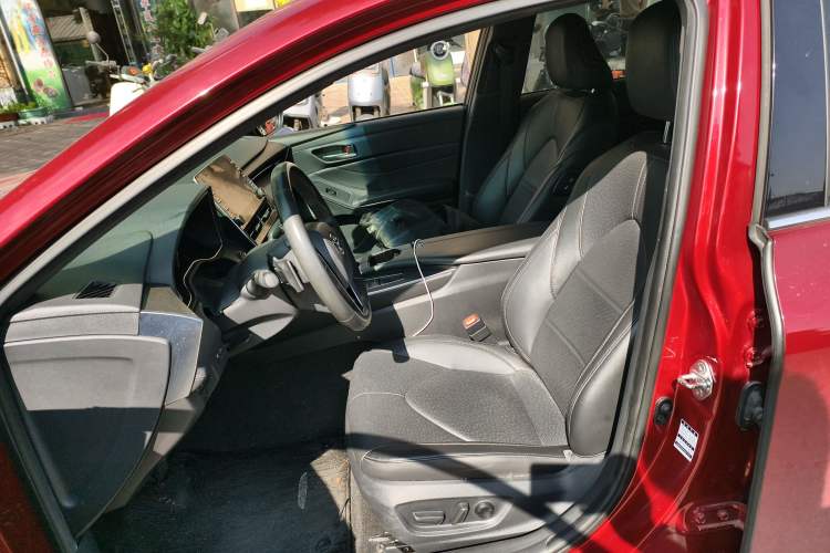 Used Toyota Avalon 2021 2.5L Luxury Edition
