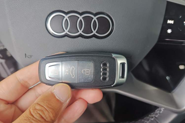 Used Audi Q4 e-tron 2024 50 e-tron quattro Creation Edition Midnight
