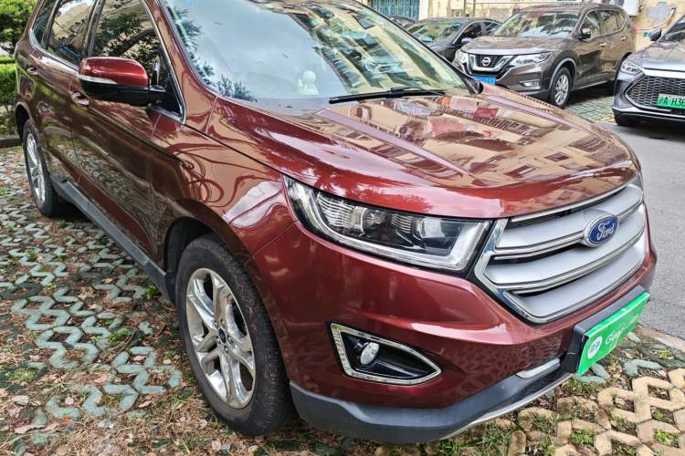 Used Ford Edge 2015 2.0T GTDi Two-Wheel-Drive High-Line Version