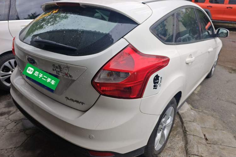 Used Ford Focus 2012 Hatchback 1.6L Automatic Fashion Edition Rear Right 45 Deg