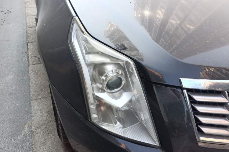 Used Cadillac SRX 2013 3.0L Comfort Model
