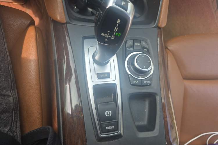 Used BMW X6 2011 xDrive35i
