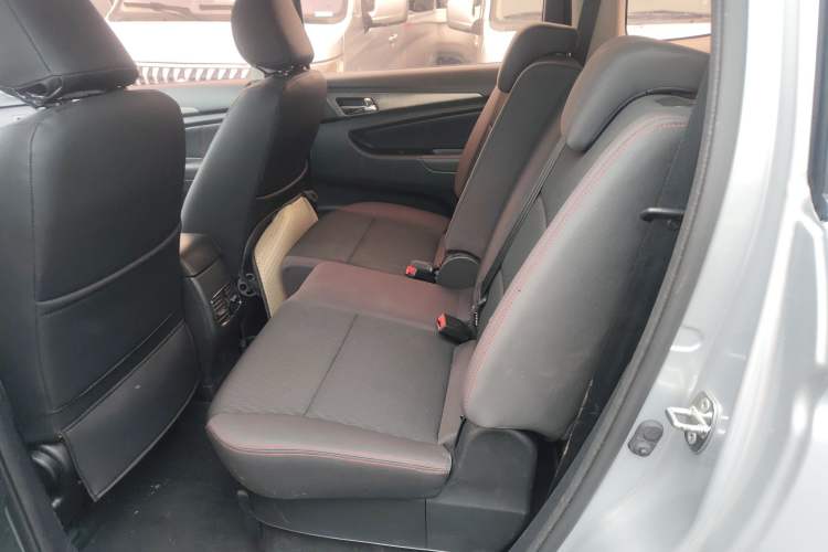 Used CHANGAN KAICHENG Oushang A600 2017 1.5L Manual Standard Edition
