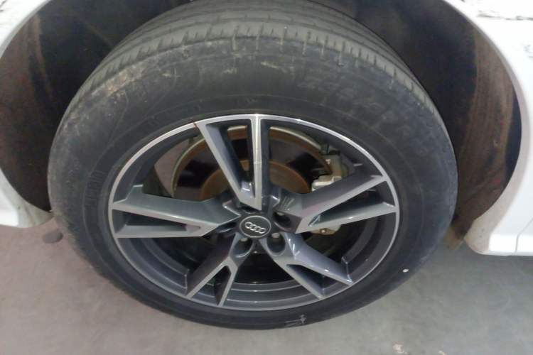 Used Audi Q5L 2020 Updated 40 TFSI Prestige Fashion Edition