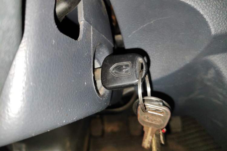 Used Jinbei Hiace X30 2023 1.5L Super-Enjoyment Van 2/5 Seats Non-Air-Conditioned Version SWC15M