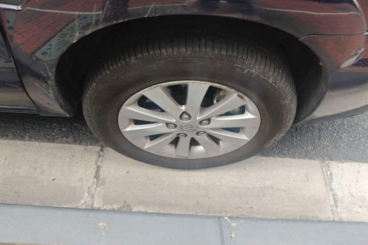 Used Buick GL8 2014 2.4L Classic Edition
