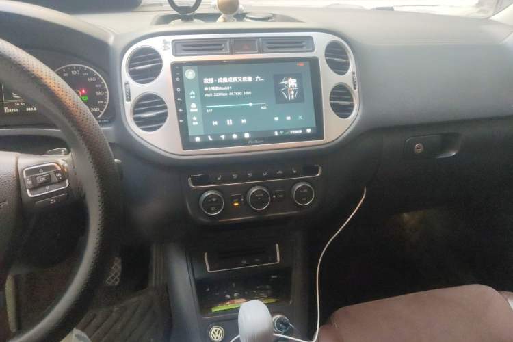 Used Volkswagen Tiguan 2015 2.0 TSI Automatic All-Wheel Drive Flagship Edition
