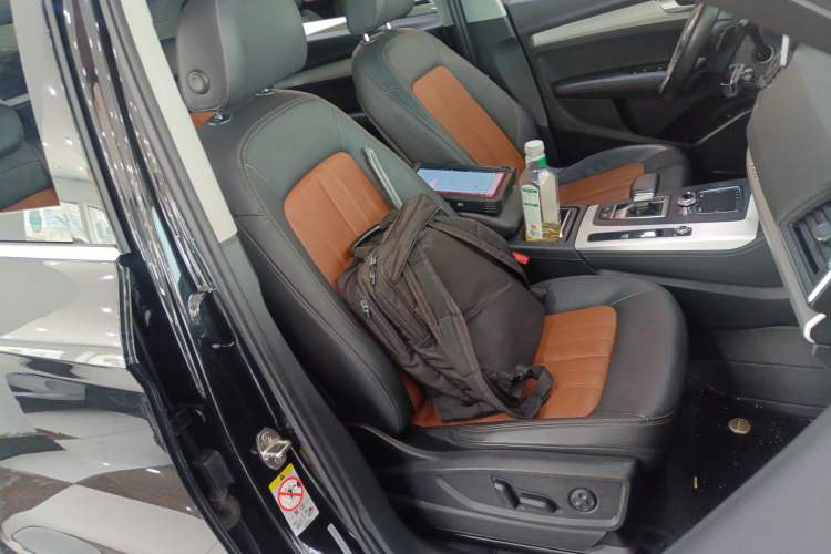 Used Audi Q5L 2020 Updated 40 TFSI Prestige Fashion Edition Right Front Seat