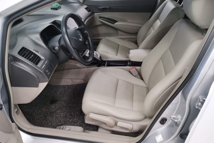 Used CIIMO CIIMO 2012 1.8L Automatic
