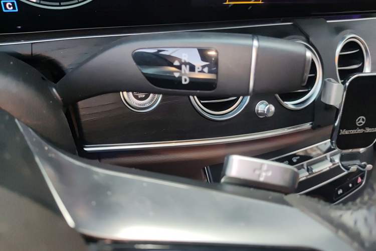 Used Mercedes-Benz E-Class 2021 E 300 L Sporty and Stylish Model
