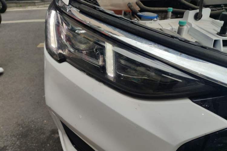 Used Ford Escort 2021 1.5L Automatic Gold Edition Right Front Headlight