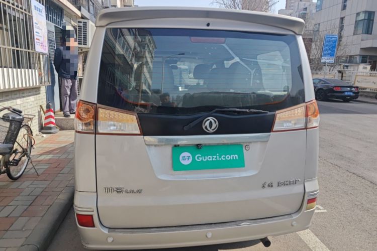 Used Dongfeng Shuaike 2012 2.0L Automatic Flagship 7-Seater
