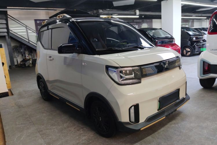 Used Wuling Hongguang MINIEV 2022 GAMEBOY 300km Enthusiast Model with Lithium Iron Phosphate