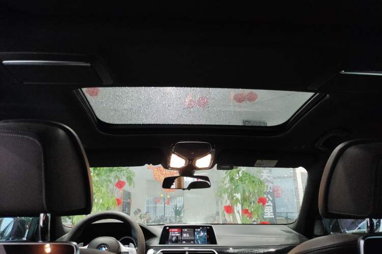 Used BMW 7 Series 2018 740Li M Sport Package Leading Model
