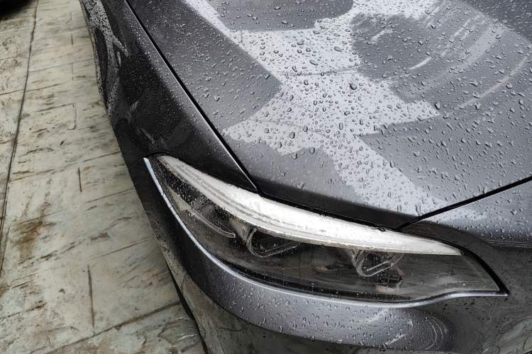 Used BMW 2 Series 2019 225i Convertible Coupe Sports Design Package Right Front Headlight