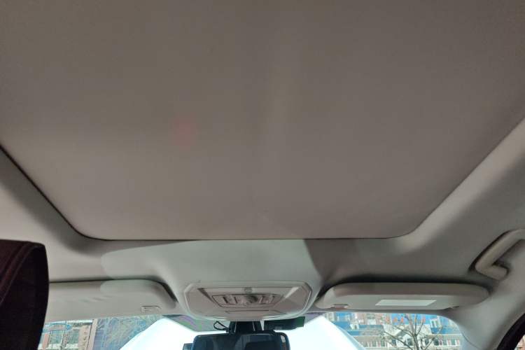 Used Ford Kuga 2015 2.0L GTDi Four-Wheel-Drive Sport Model