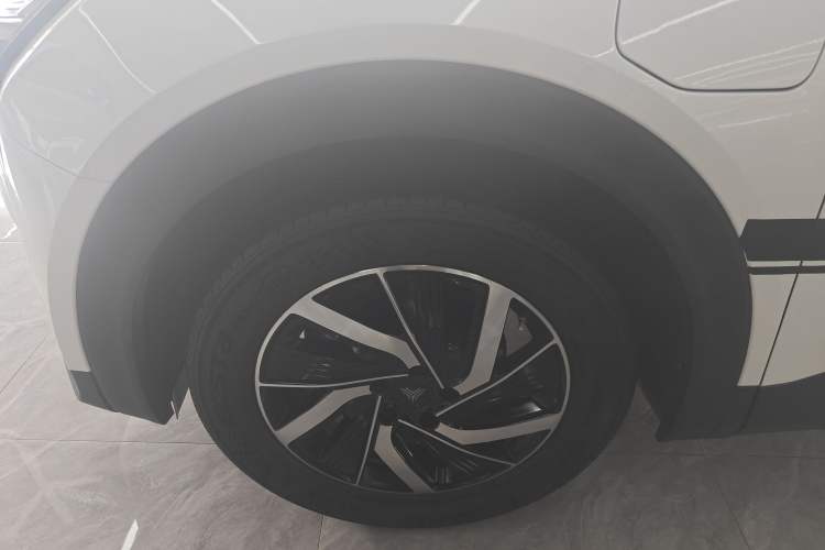 Used NETA U 2021 Revised Pro 400 Industry Custom Edition