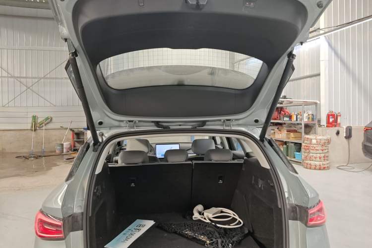 Used BYD Seal 06 DM-i Touring 2025 DM-i Touring High-End Model Trunk