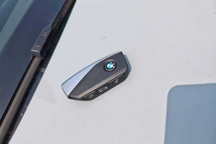 Used BMW X2 2024 sDrive25i M Sport Package Vehicle Key