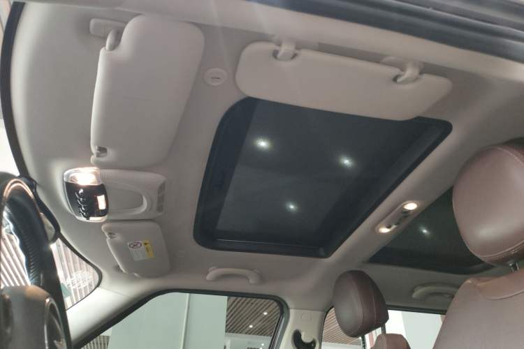 Used MINI Clubman 2016 Revised Version 1.5T COOPER Connoisseur Edition