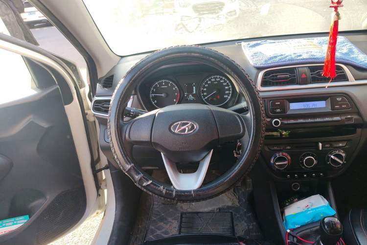 Used Hyundai Verna (older generation) 2017 1.4L Manual Refreshed Version China V Standard
