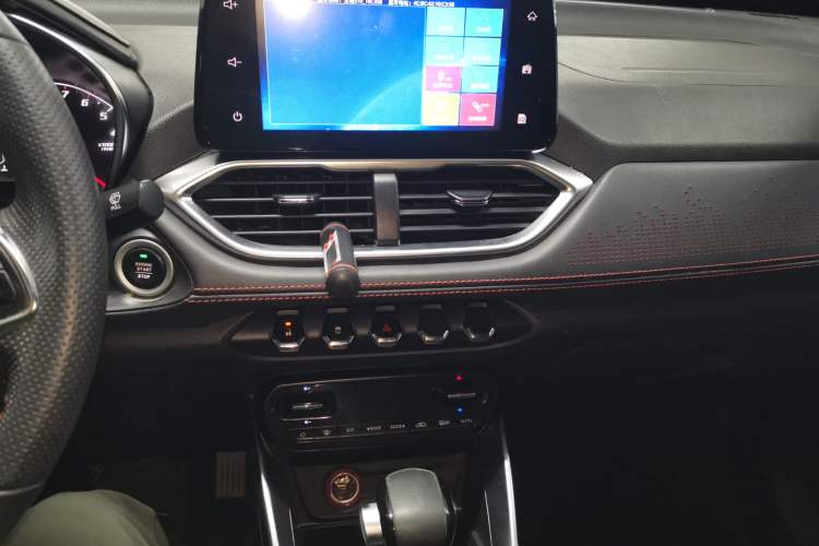 Used Baojun 510 2019 1.5L CVT Enjoyment Model China VI Emission Standard Audio And AC Panel