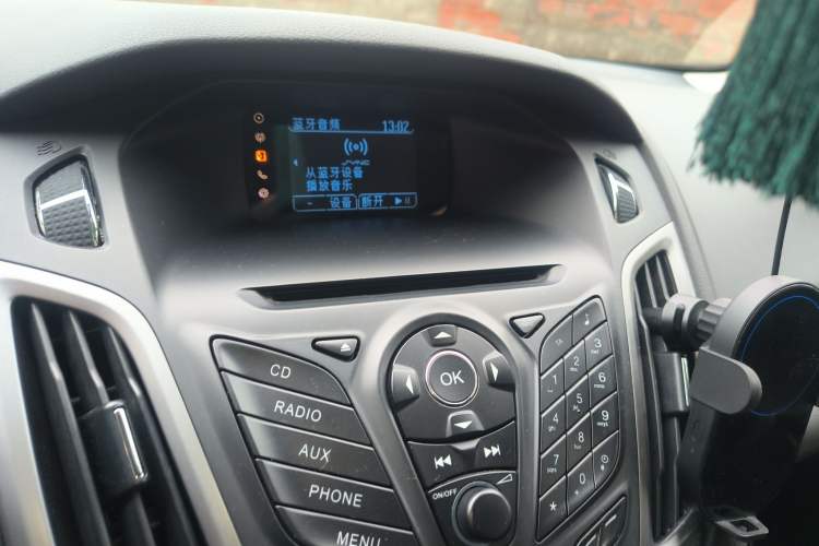 Used Ford Focus 2012 Hatchback 1.6L Automatic Fashion Edition
