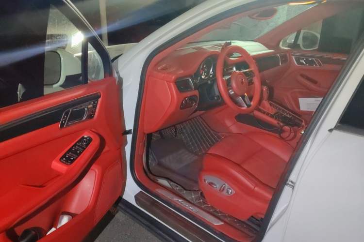 Used Porsche Macan 2017 Macan 2.0T Driver Seat